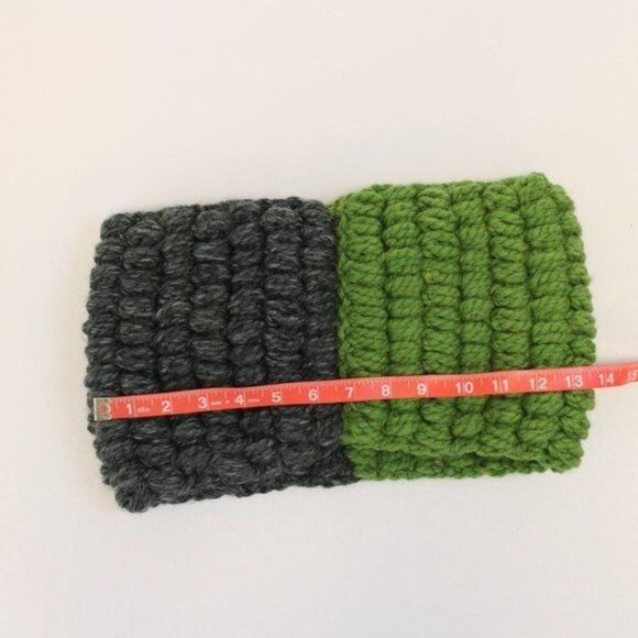 Green & Gray Chunky Cowl Scarf Handmade - Picture 2 of 3